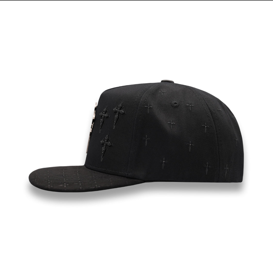 Gorra con Cruz de Diamantes
