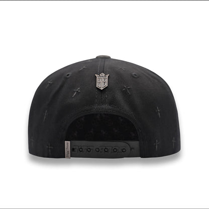 Gorra con Cruz de Diamantes